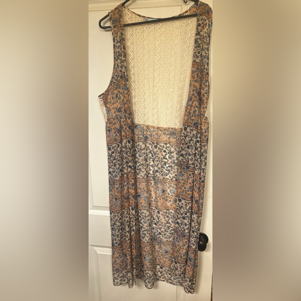 L/XL flowy vest. Great condition